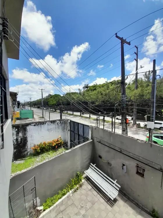 Aluguel de galpão na Av. Abdias de Carvalho | Pátio p/ Caminhões e Estrutura Completa