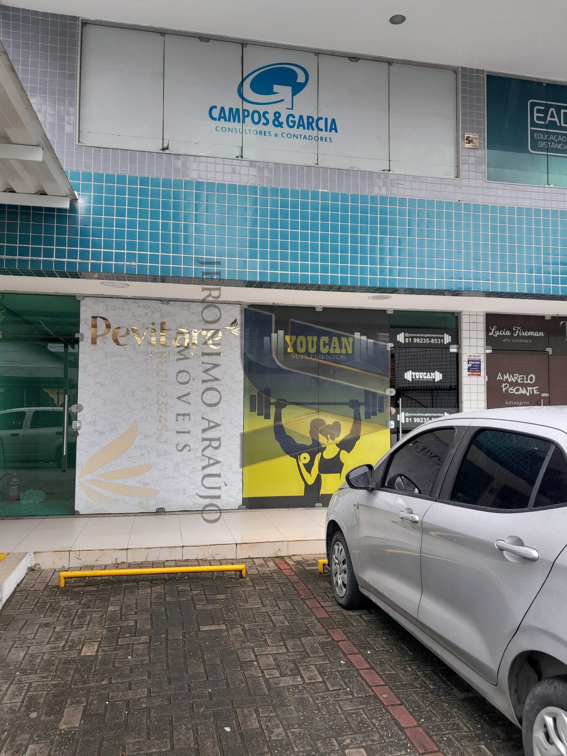 Loja Comercial Próxima à Av. Caxangá com Estacionamento